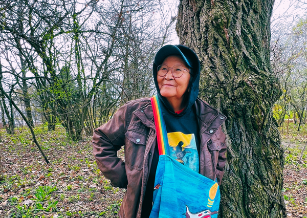 "Ma-Nee's Goose 8th Teaching is Forgiveness" by Elder Ma-Nee Chacaby - Stretchy Tote Bag